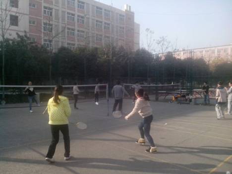 http://upload.univs.cn/2013/1210/1386662472962.jpg
